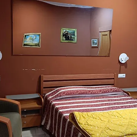 Garibaldi Station Guest house